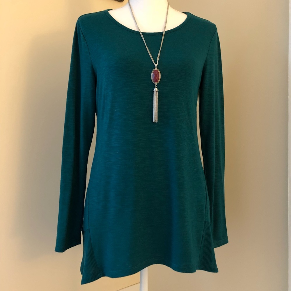 Chico’s Long Sleeve Crew Neck Shirt